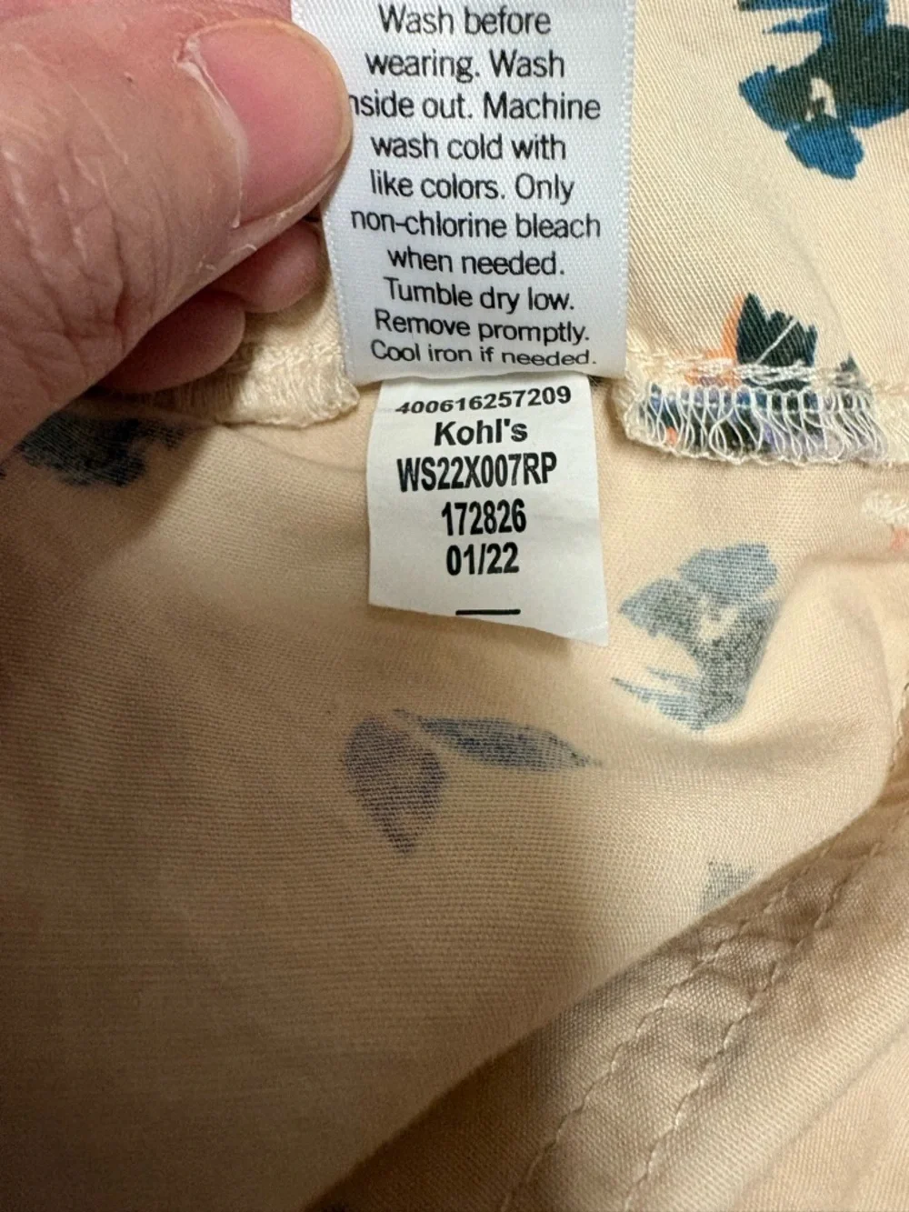 Women's Sonoma Butter Yellow Floral Utility Shorts NWT Size 10 - Picture 8 of 10